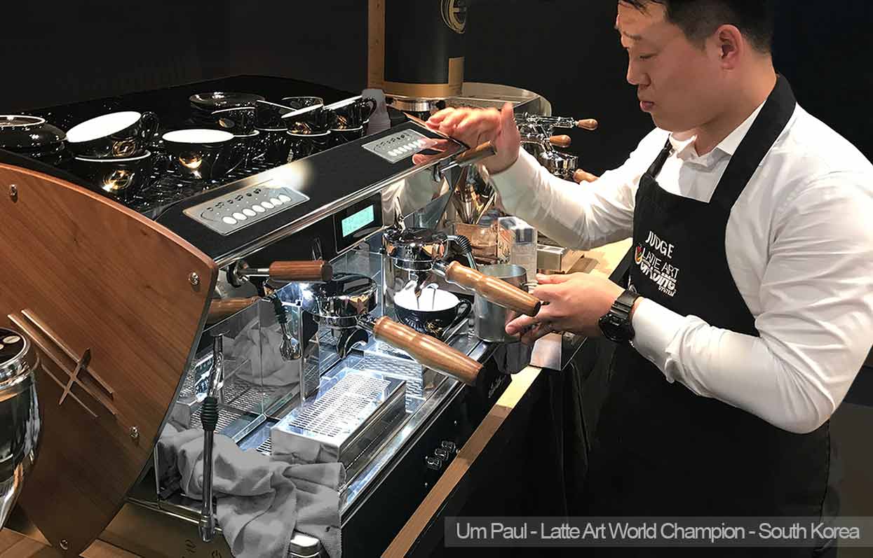 Etnica display TT 2 grupos E61 Um Paul Latte Art Campeón del mundo Orchestrale Maquinas de Café Espresso