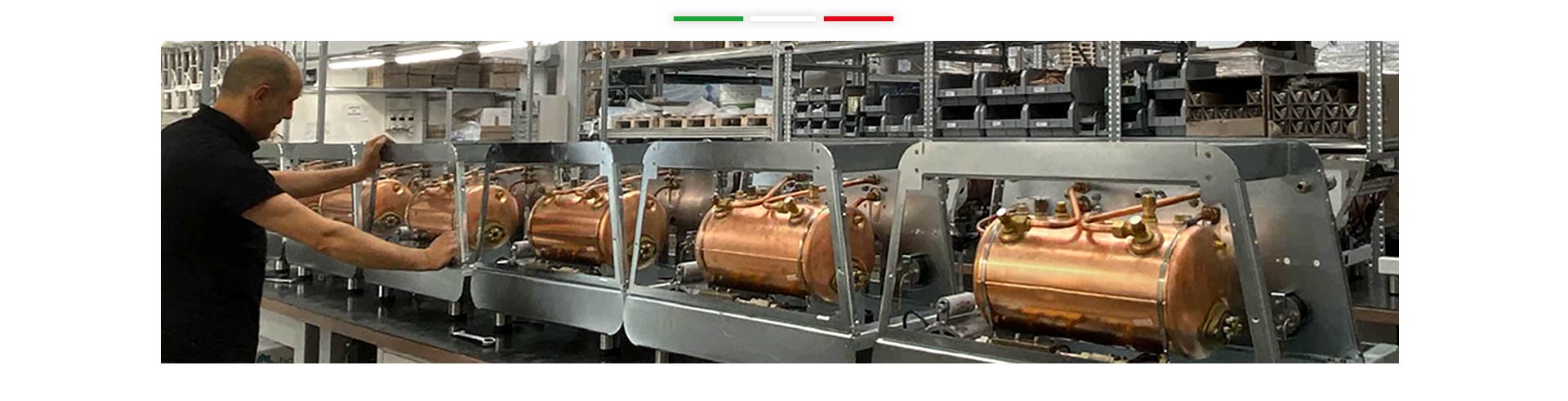 Production-de-Machines-à-Café-Orchestrale-avec-de-nombreuses-machines-en-construction-D